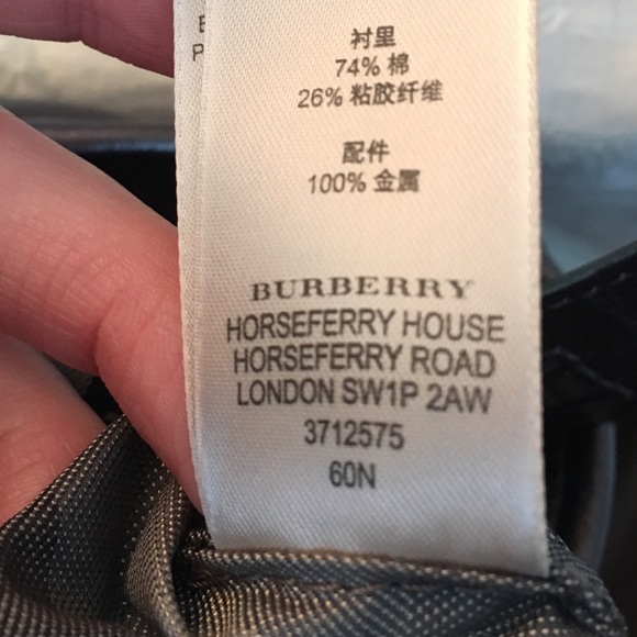 BURBERRY PURSE - Picture 6 of 7